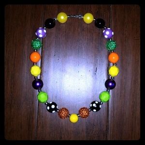 GIRLS BUBBLEGUM NECKLACE